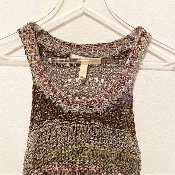 Top - Picture 2 of 5